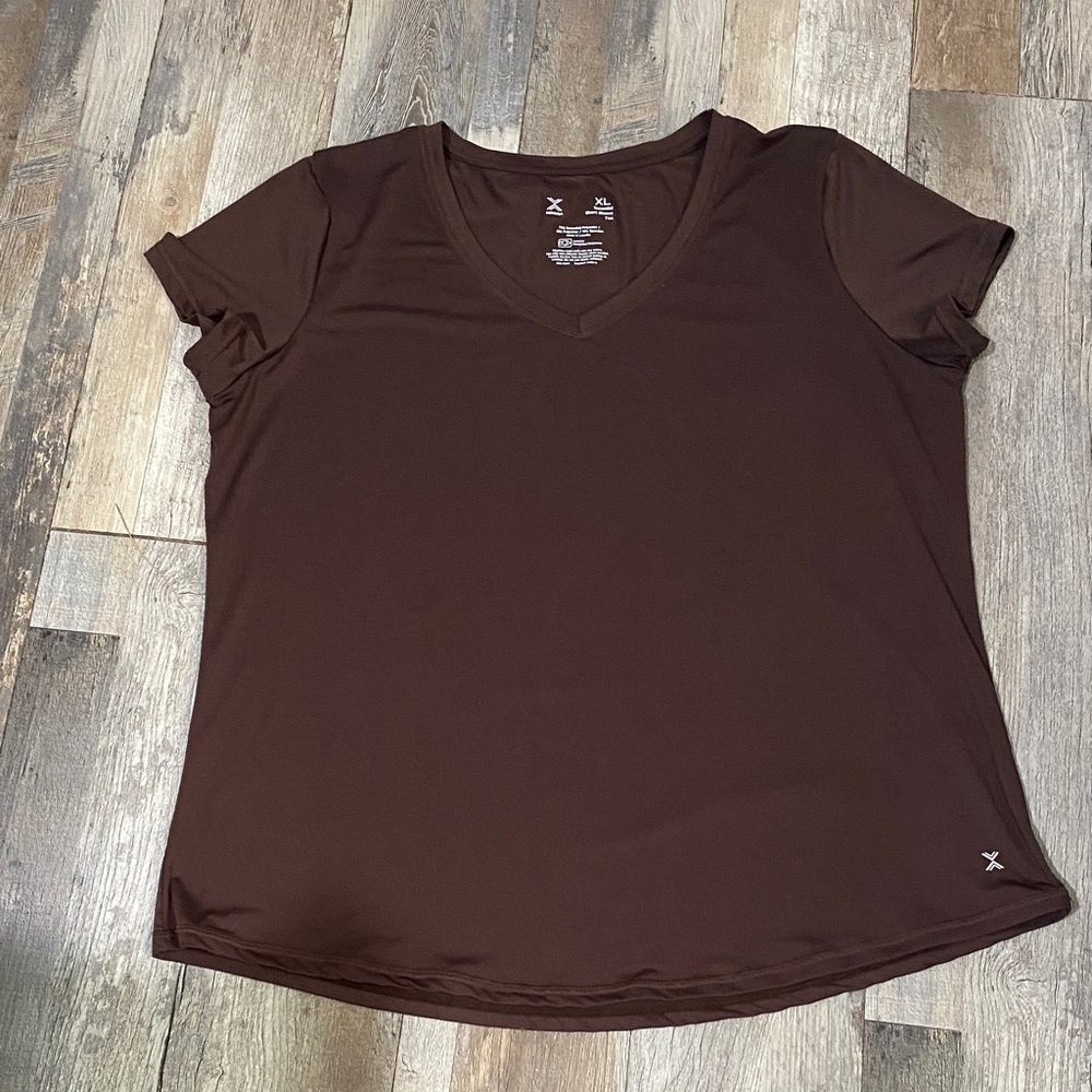 Xersion Chocolate V-Neck Short Sleeve Tee women